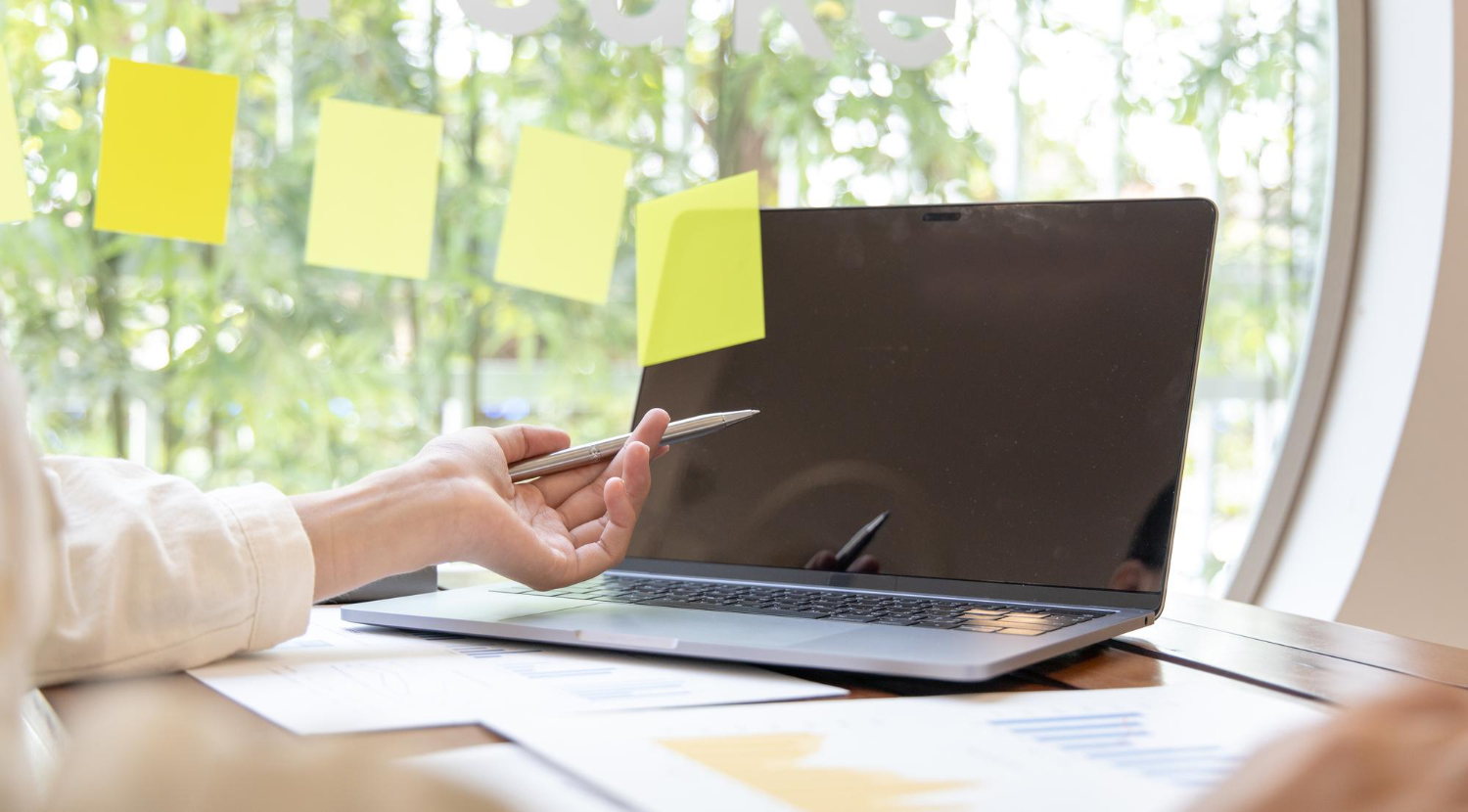 Notes that work: reusable templates for meetings and decisions that never get lost